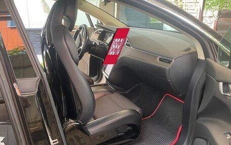 Tesla Model X I, 2016 год, 2 850 000 рублей, 8 фотография