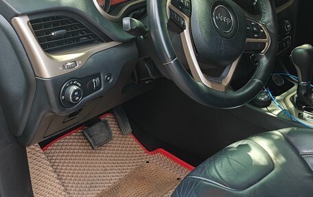 Jeep Cherokee, 2014 год, 1 900 000 рублей, 4 фотография