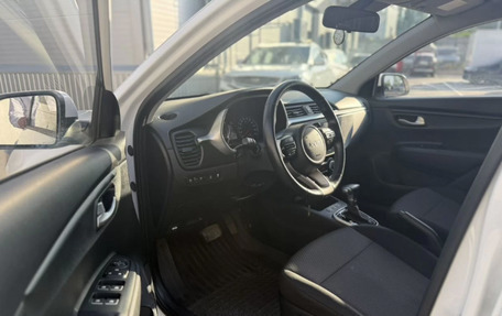 KIA Rio IV, 2021 год, 1 700 000 рублей, 3 фотография