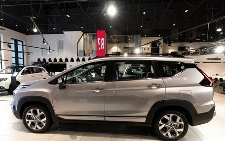 Mitsubishi Xpander, 2026 год, 2 370 000 рублей, 9 фотография