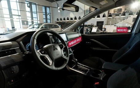 Mitsubishi Xpander, 2026 год, 2 370 000 рублей, 10 фотография