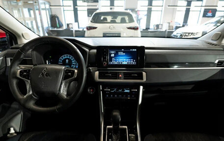 Mitsubishi Xpander, 2026 год, 2 370 000 рублей, 12 фотография