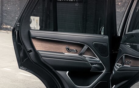 Land Rover Range Rover IV рестайлинг, 2025 год, 18 550 000 рублей, 23 фотография