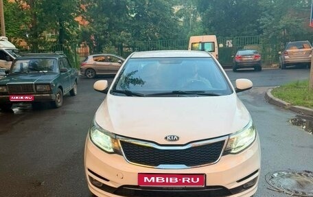 KIA Rio III рестайлинг, 2017 год, 570 000 рублей, 1 фотография