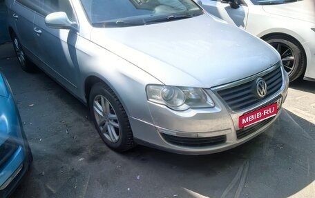 Volkswagen Passat B6, 2006 год, 515 000 рублей, 21 фотография