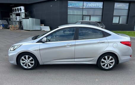 Hyundai Solaris II рестайлинг, 2012 год, 650 000 рублей, 3 фотография