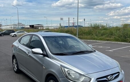Hyundai Solaris II рестайлинг, 2012 год, 650 000 рублей, 8 фотография