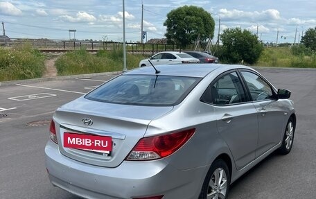 Hyundai Solaris II рестайлинг, 2012 год, 650 000 рублей, 6 фотография