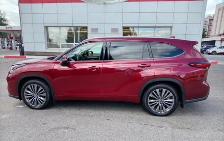 Toyota Highlander, 2021 год, 4 500 000 рублей, 9 фотография