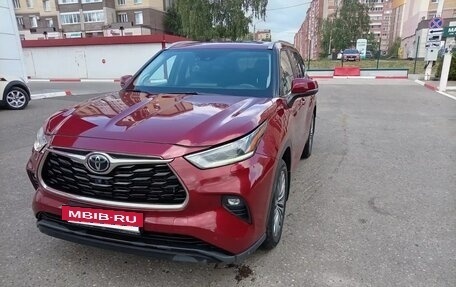 Toyota Highlander, 2021 год, 4 500 000 рублей, 8 фотография