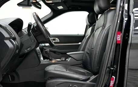 Ford Explorer VI, 2017 год, 2 475 000 рублей, 14 фотография