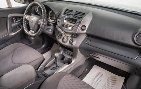 Toyota RAV4, 2011 год, 1 499 000 рублей, 17 фотография