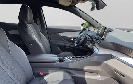Peugeot 3008 II, 2023 год, 2 180 000 рублей, 11 фотография