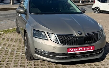 Skoda Octavia, 2018 год, 1 950 000 рублей, 8 фотография