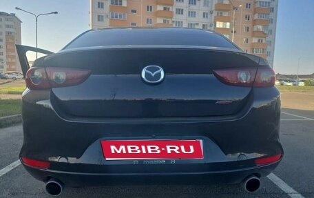 Mazda 3, 2020 год, 1 750 000 рублей, 13 фотография