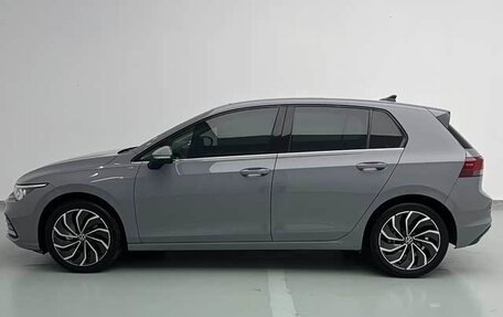 Volkswagen Golf VIII, 2023 год, 1 950 800 рублей, 5 фотография