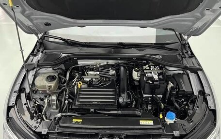 Volkswagen Golf VIII, 2023 год, 1 950 800 рублей, 13 фотография