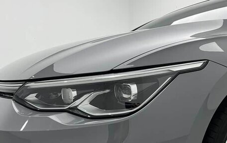 Volkswagen Golf VIII, 2023 год, 1 950 800 рублей, 14 фотография