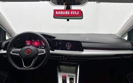 Volkswagen Golf VIII, 2023 год, 1 950 800 рублей, 10 фотография