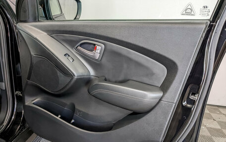 Hyundai ix35 I рестайлинг, 2013 год, 1 390 000 рублей, 21 фотография