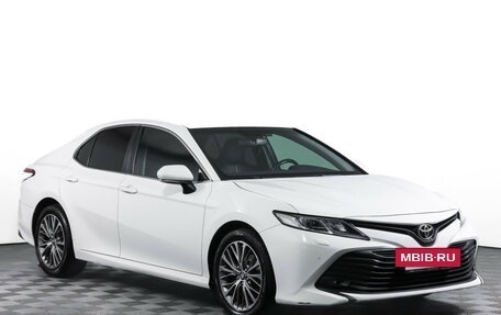 Toyota Camry, 2019 год, 2 549 000 рублей, 3 фотография