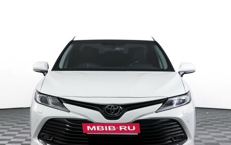Toyota Camry, 2019 год, 2 549 000 рублей, 2 фотография