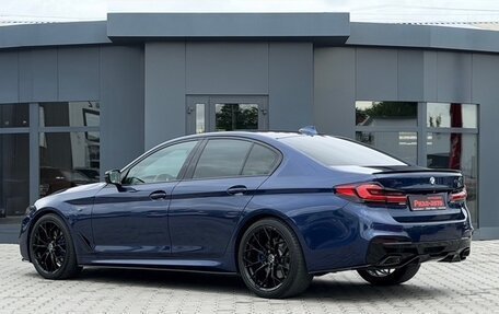 BMW 5 серия, 2019 год, 3 990 000 рублей, 6 фотография