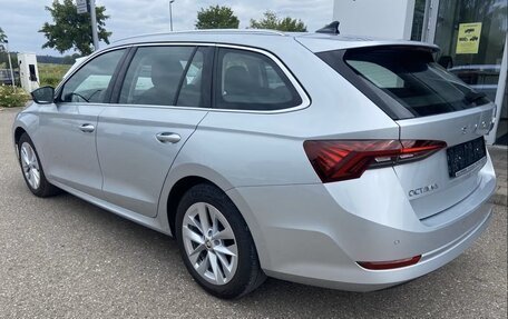 Skoda Octavia IV, 2023 год, 2 120 000 рублей, 6 фотография