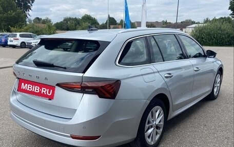 Skoda Octavia IV, 2023 год, 2 120 000 рублей, 3 фотография