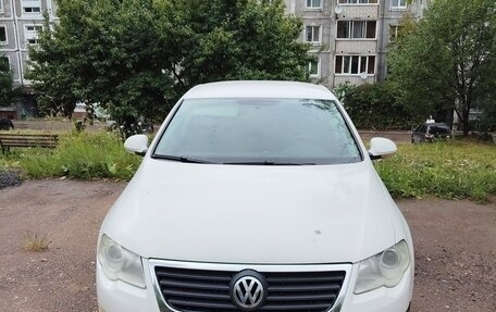 Volkswagen Passat B6, 2010 год, 600 000 рублей, 2 фотография