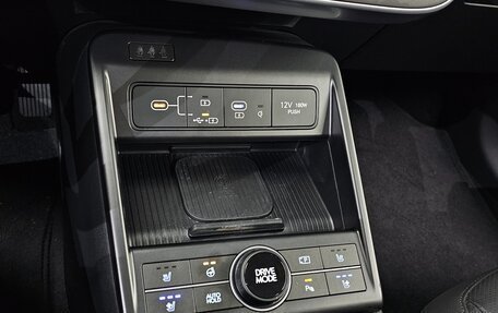 Hyundai Kona, 2023 год, 1 553 000 рублей, 15 фотография
