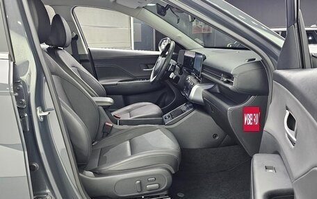 Hyundai Kona, 2023 год, 1 553 000 рублей, 10 фотография