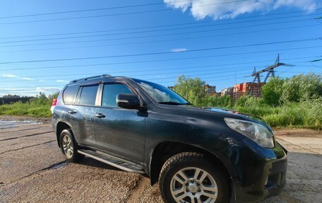 Toyota Land Cruiser Prado 150 рестайлинг 2, 2012 год, 2 850 000 рублей, 1 фотография