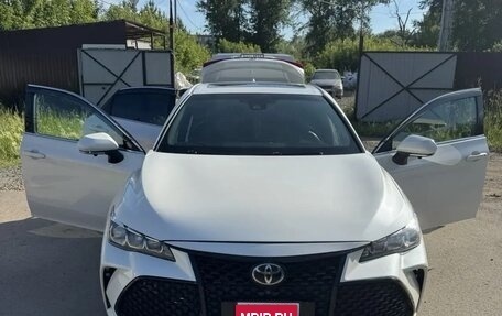 Toyota Avalon, 2021 год, 3 200 000 рублей, 1 фотография