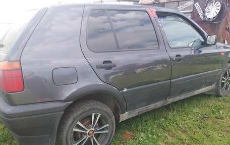 Volkswagen Golf III, 1994 год, 90 000 рублей, 6 фотография