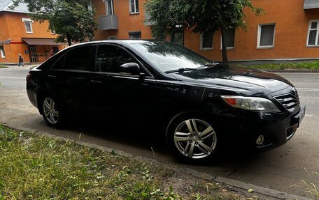 Toyota Camry, 2010 год, 1 100 000 рублей, 1 фотография