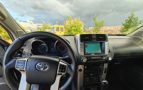 Toyota Land Cruiser Prado 150 рестайлинг 2, 2012 год, 2 850 000 рублей, 16 фотография