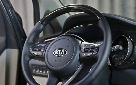 KIA Carnival III, 2019 год, 2 449 000 рублей, 11 фотография