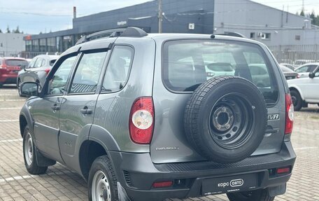 Chevrolet Niva I рестайлинг, 2019 год, 829 000 рублей, 4 фотография