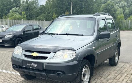 Chevrolet Niva I рестайлинг, 2019 год, 829 000 рублей, 3 фотография