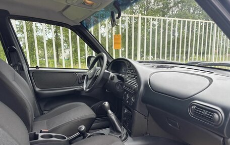 Chevrolet Niva I рестайлинг, 2019 год, 829 000 рублей, 11 фотография