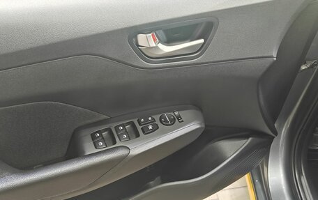 Hyundai Solaris II рестайлинг, 2019 год, 1 019 000 рублей, 8 фотография