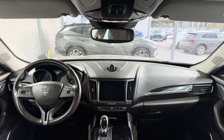 Maserati Levante I, 2017 год, 4 199 000 рублей, 10 фотография