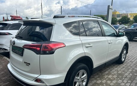 Toyota RAV4, 2016 год, 2 573 000 рублей, 6 фотография
