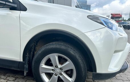 Toyota RAV4, 2016 год, 2 573 000 рублей, 5 фотография