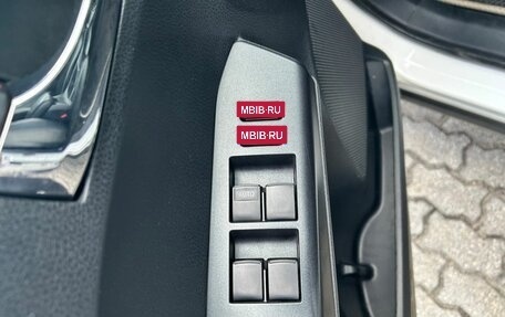 Toyota RAV4, 2016 год, 2 573 000 рублей, 14 фотография