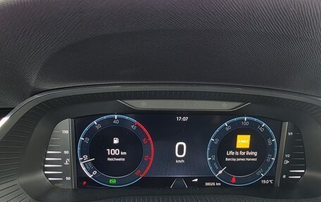 Skoda Octavia IV, 2023 год, 2 410 000 рублей, 7 фотография