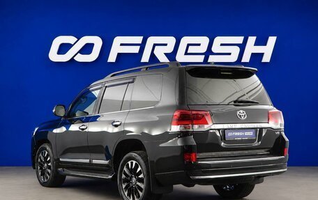 Toyota Land Cruiser 200, 2015 год, 4 687 077 рублей, 21 фотография