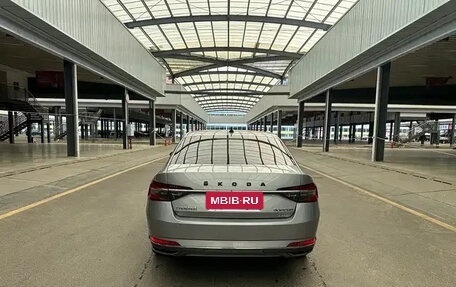 Skoda Superb III рестайлинг, 2022 год, 1 583 000 рублей, 5 фотография