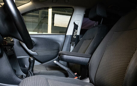 Volkswagen Polo VI (EU Market), 2011 год, 859 000 рублей, 9 фотография